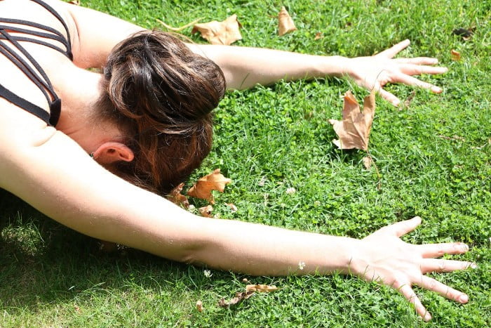 feuille pliée focus Paulette Martkovic yoga feuille pliée focus Paulette Martkovic yoga